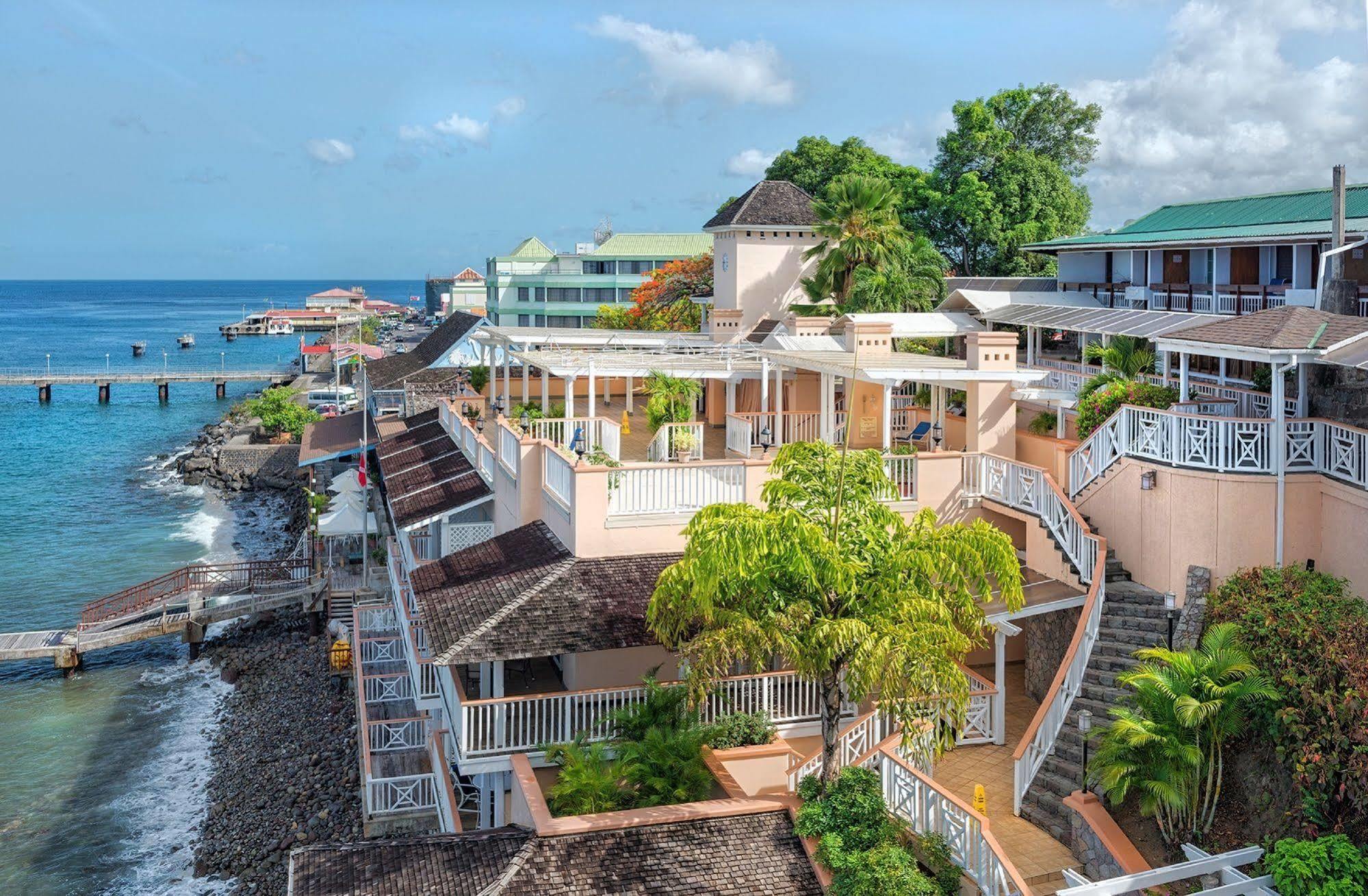 Fort Young Hotel Roseau Esterno foto