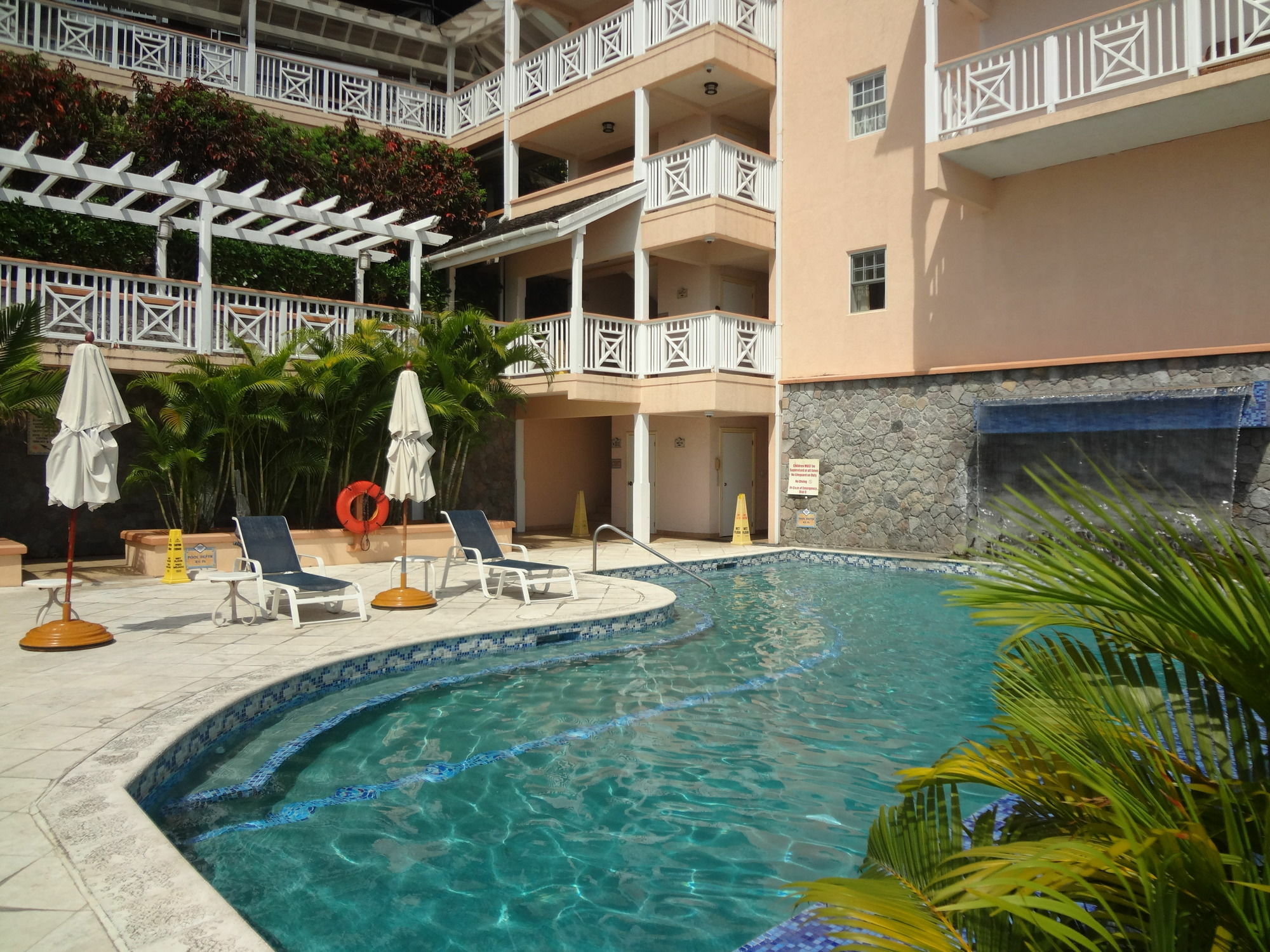 Fort Young Hotel Roseau Esterno foto